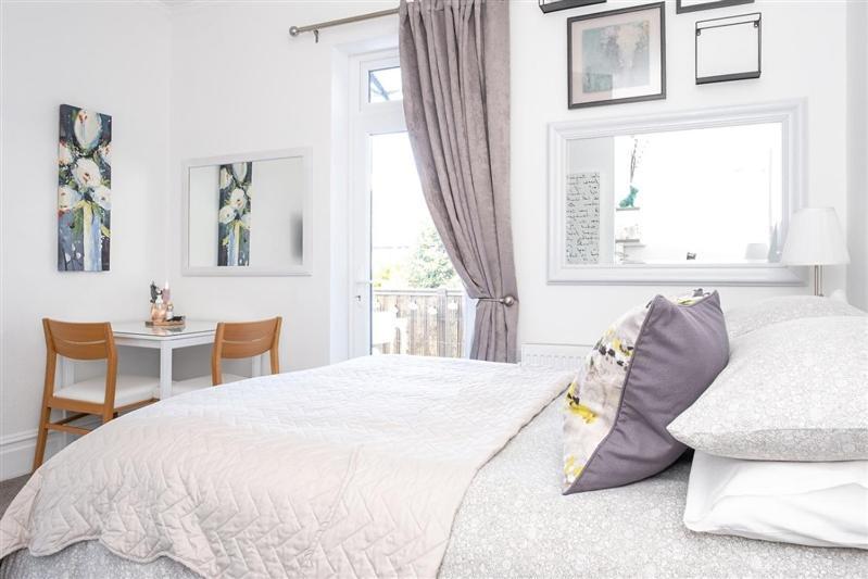 Mory House Bed & Breakfast Bournemouth Exterior photo